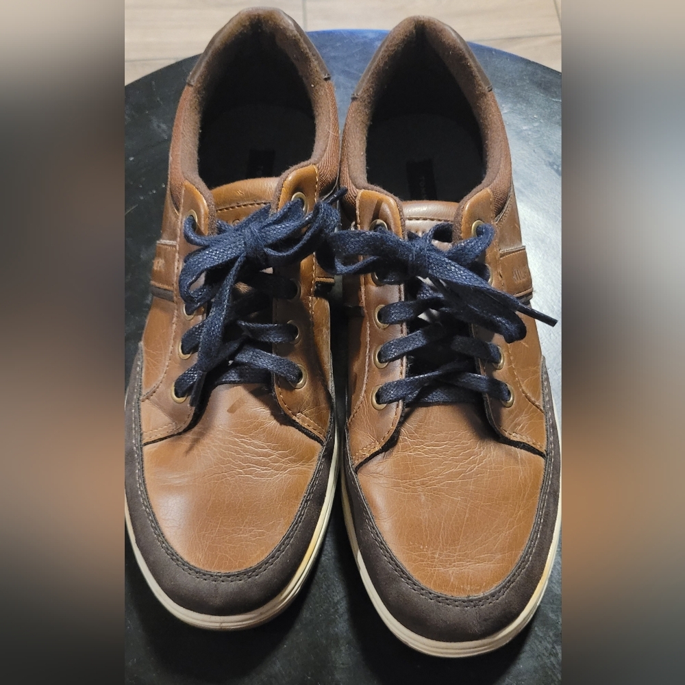 Tommy Hilfiger Men's Sparks Business/Sneaker Brown Leather and Suede Size 8.5